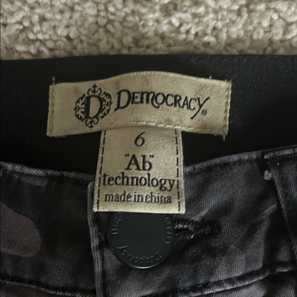 Democracy Camouflage Skinny Jeans - Picture 2 of 6
